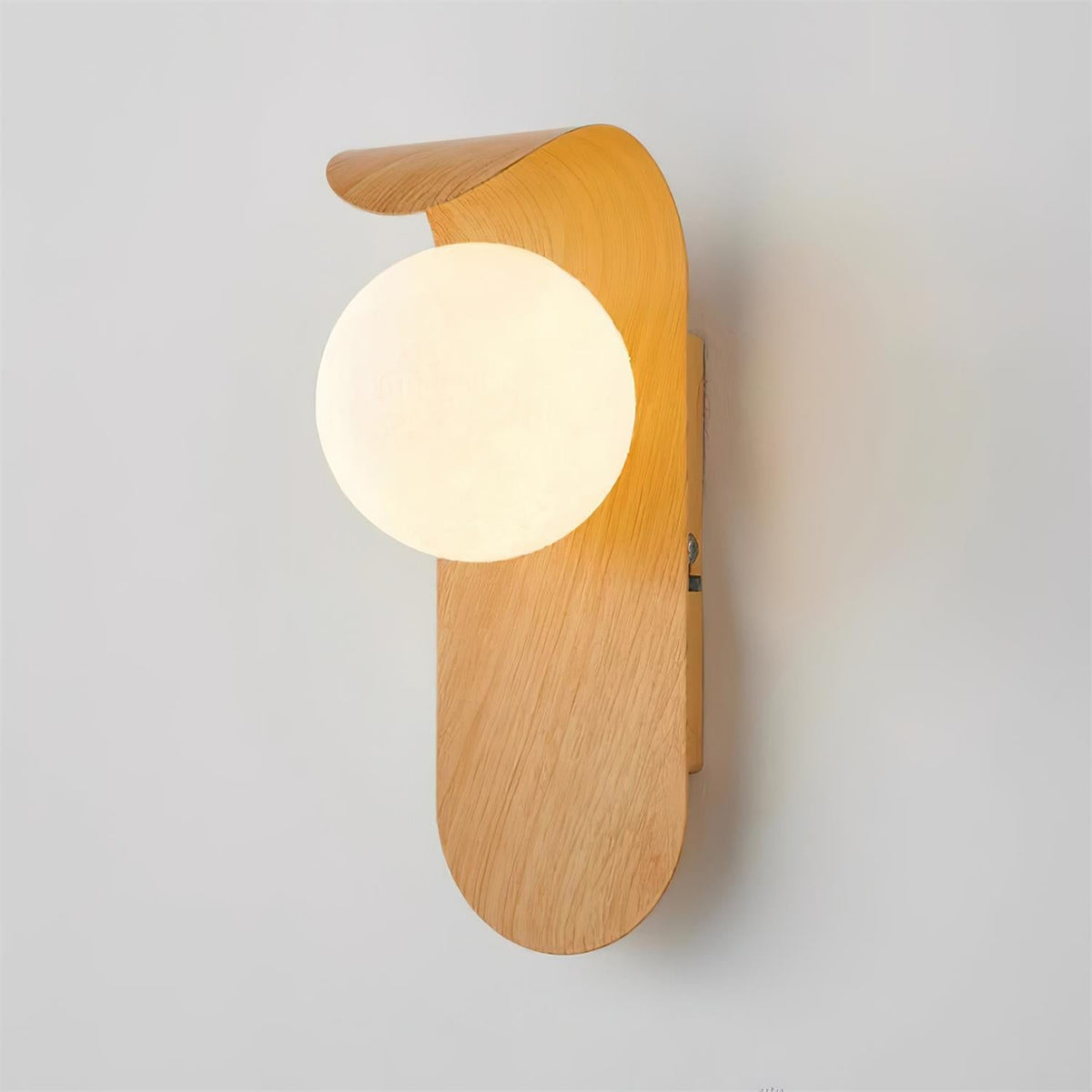 Velmara minimalistische houten wandlamp in de vorm van een wereldbol