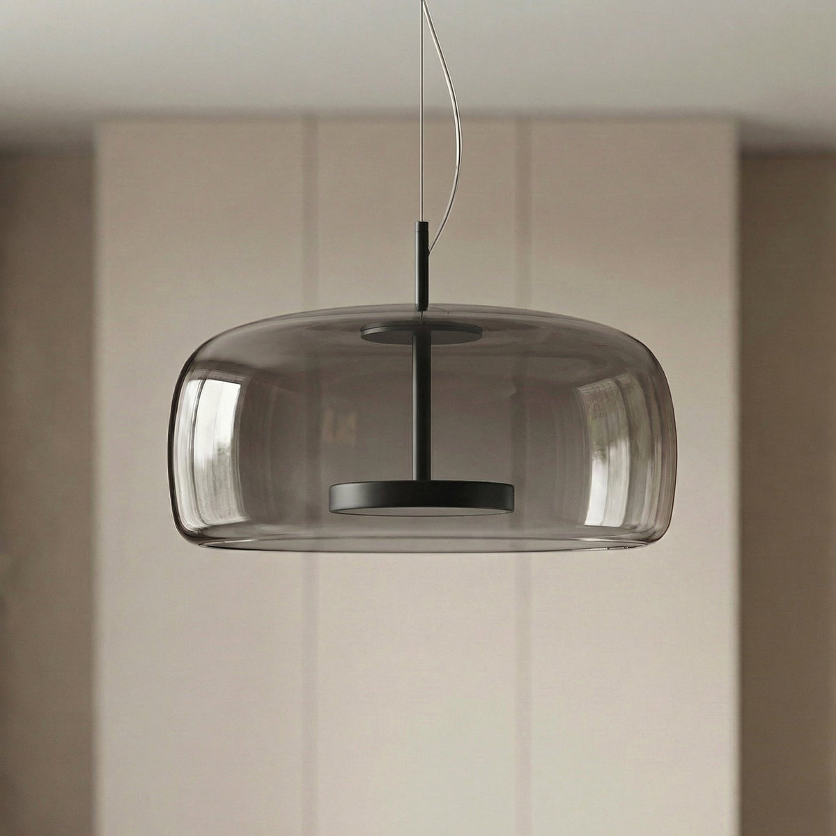 Lumira Nordic hanglamp van getint glas