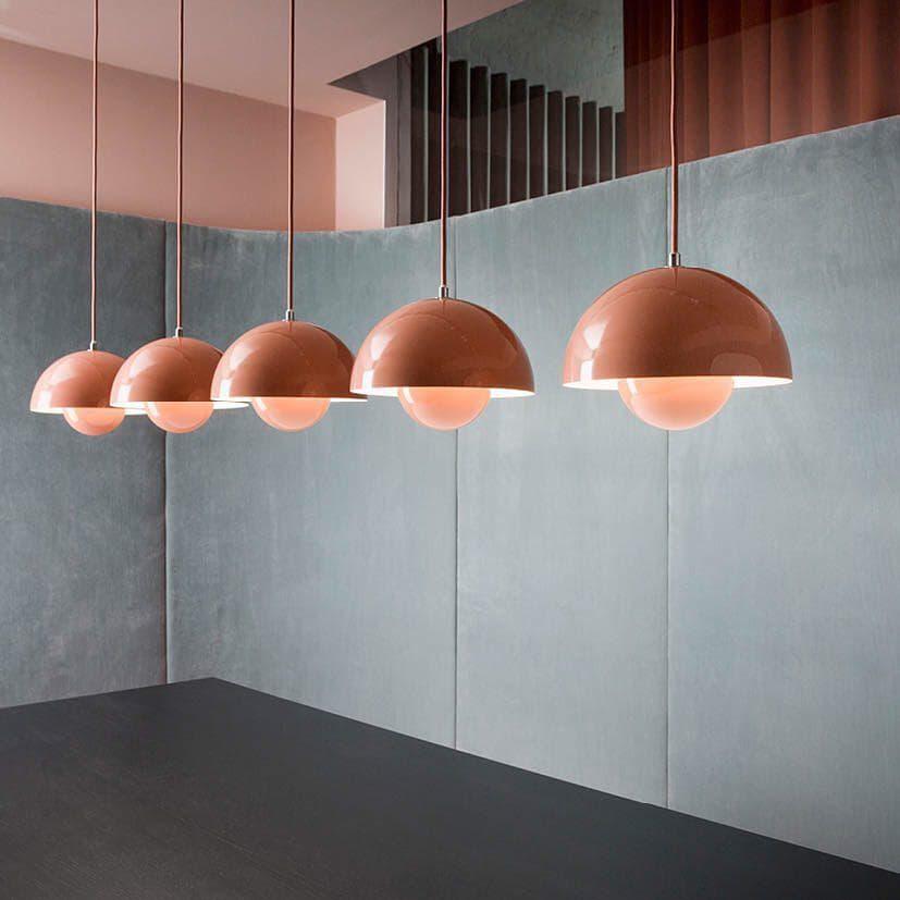 Metalen hanglamp met twee koepels