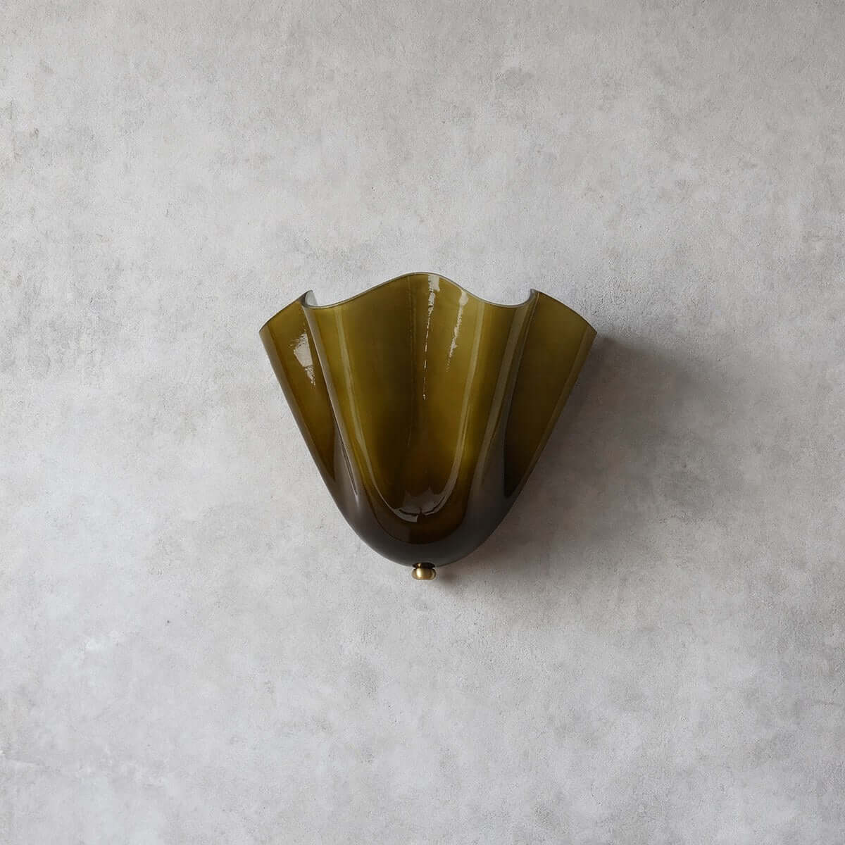 Wandlamp met gedrapeerd glas