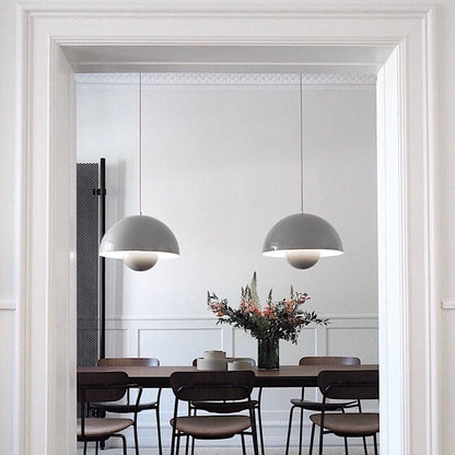 Metalen hanglamp met twee koepels