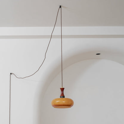Amberkleurige glazen hanglamp met stekker