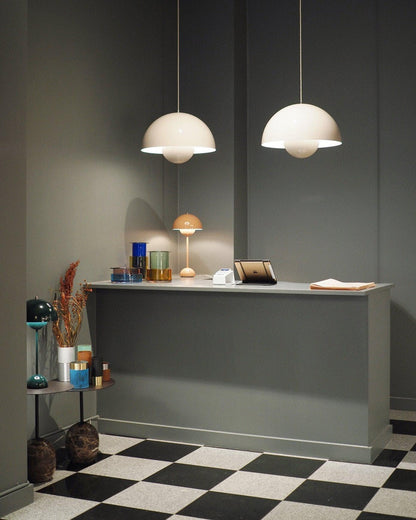 Metalen hanglamp met twee koepels