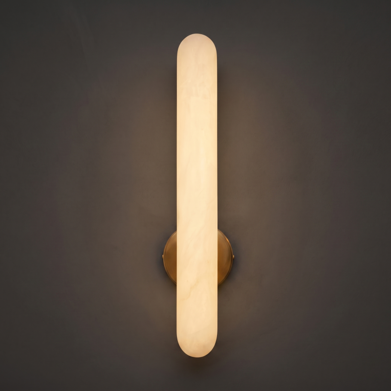 Sculpturale wandlamp van albast