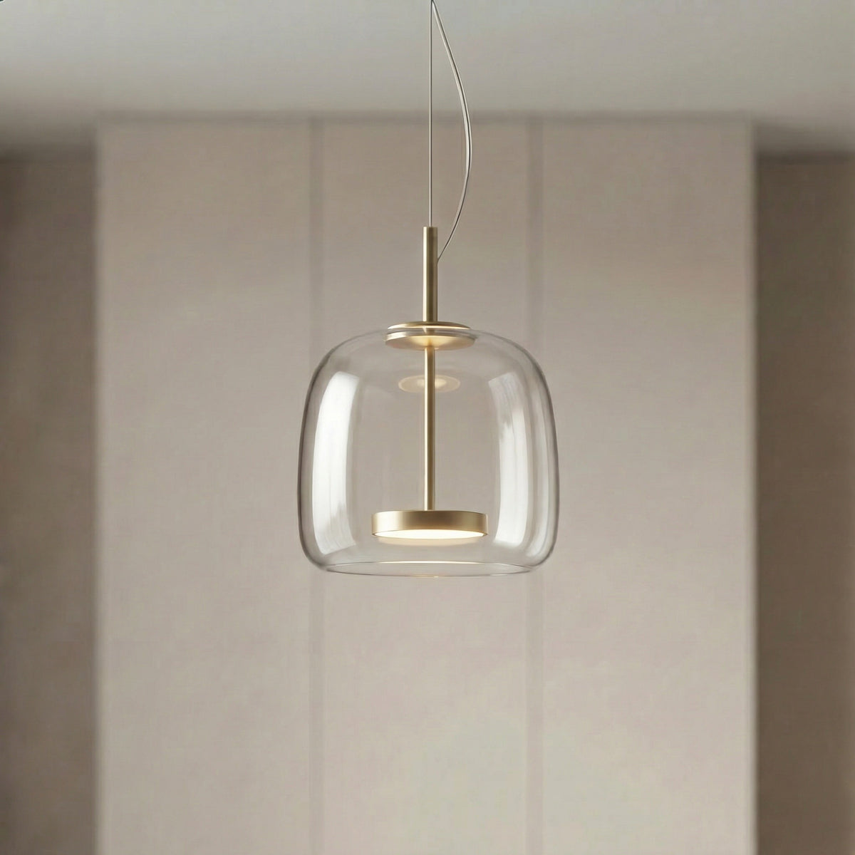 Hanglamp met getinte glazen kap en trommelvormige lampenkap