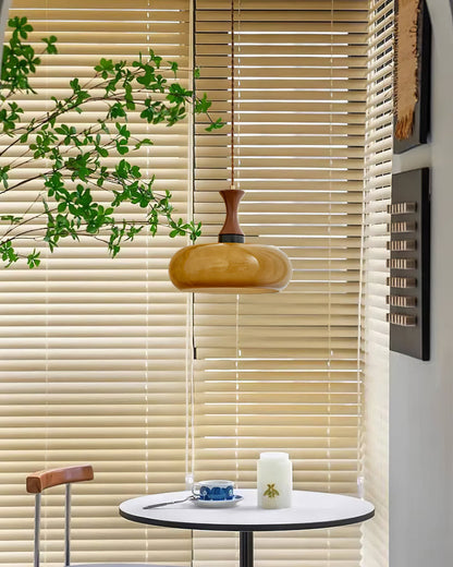 Amberkleurige glazen hanglamp met stekker
