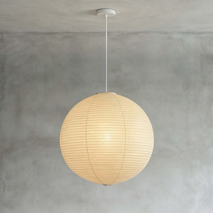 Hanglamp in washipapier in de vorm van een wereldbol