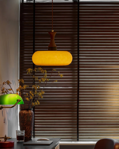 Amberkleurige glazen hanglamp met stekker