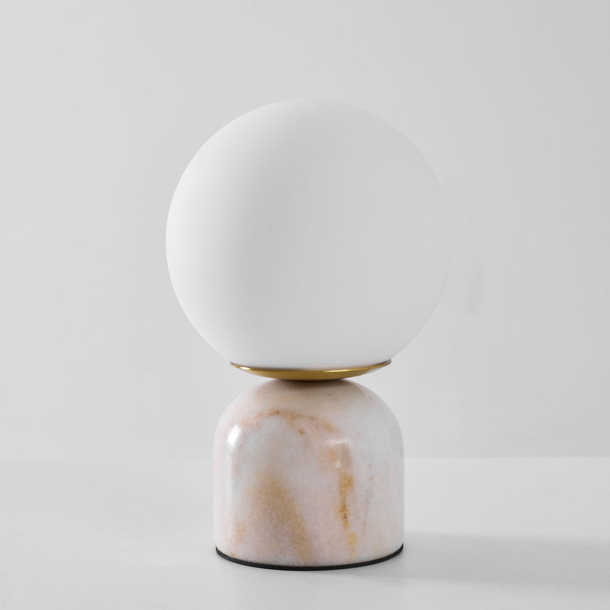 Ulvane minimalistische marmeren tafellamp