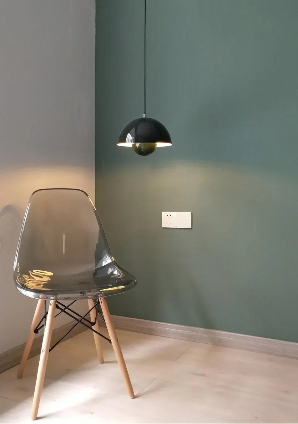 Metalen hanglamp met twee koepels