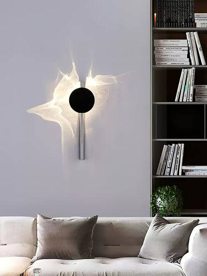 Sculpturale wandlamp met spiegelende schijf