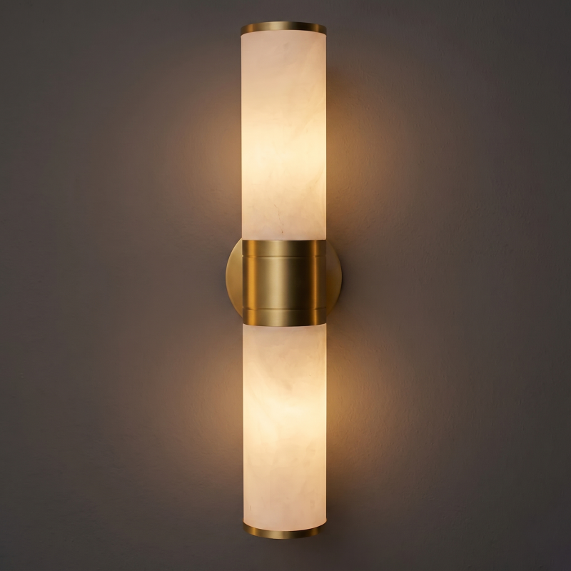 Sculpturale wandlamp van albast
