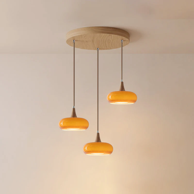 Hanglamp van hout en kiezelglas