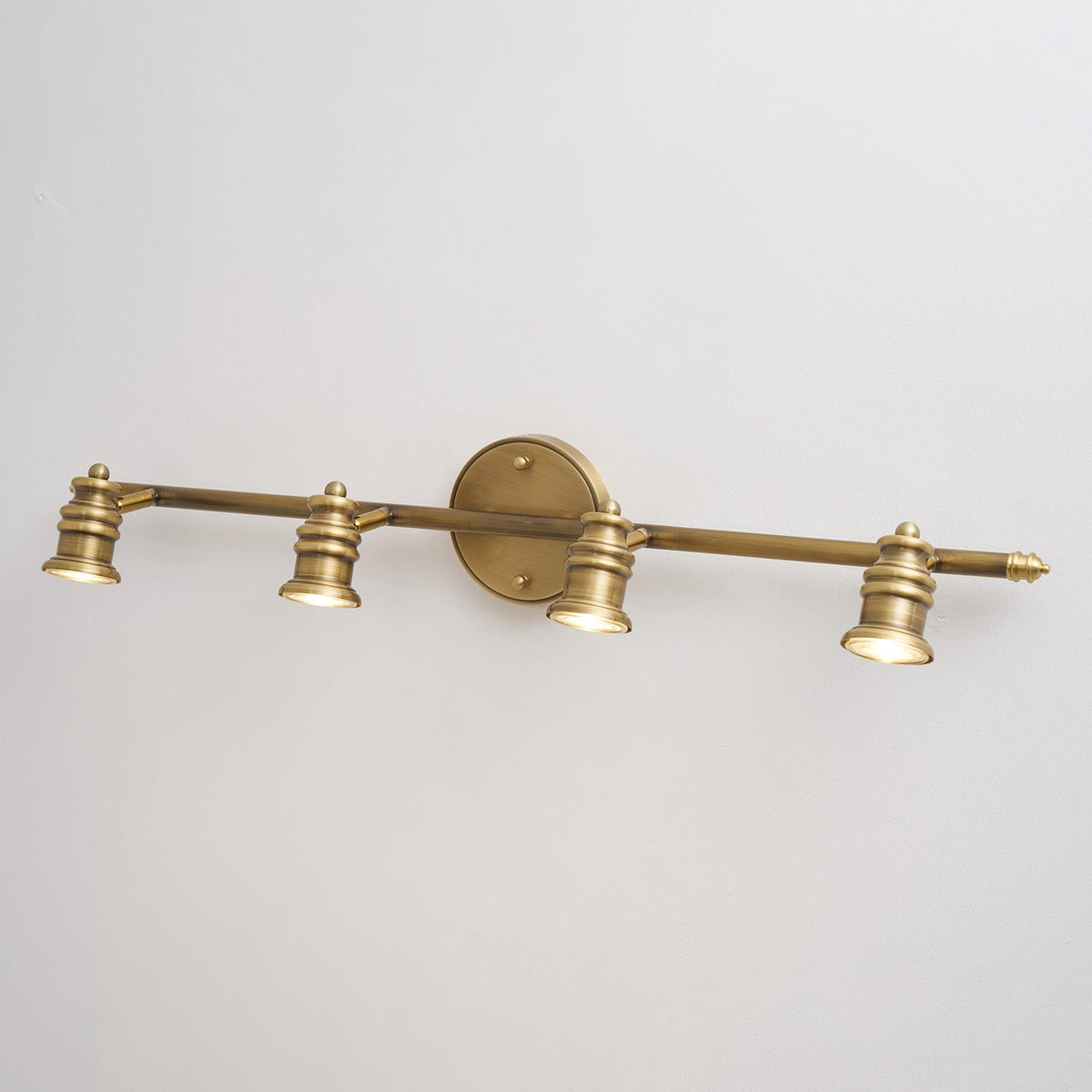 Messingkleurige lineaire wandspotverlichting