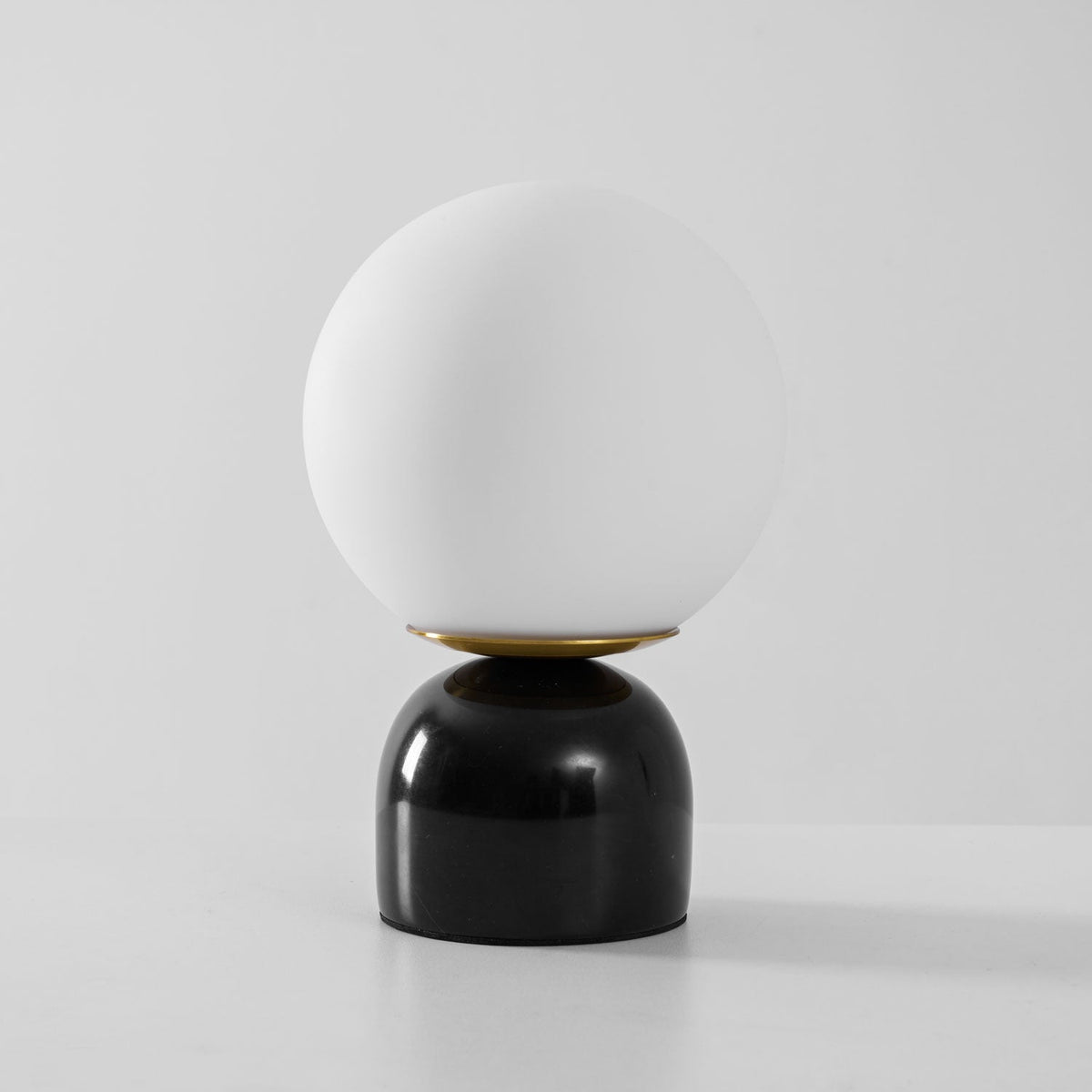 Ulvane minimalistische marmeren tafellamp