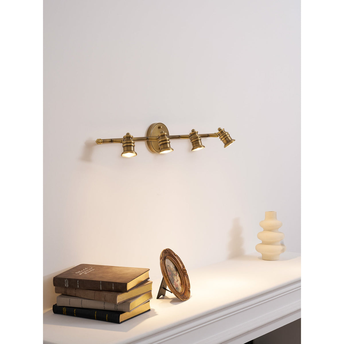 Messingkleurige lineaire wandspotverlichting