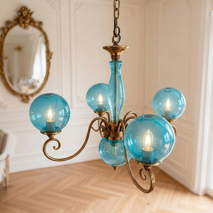Gegoten messing globehanglamp