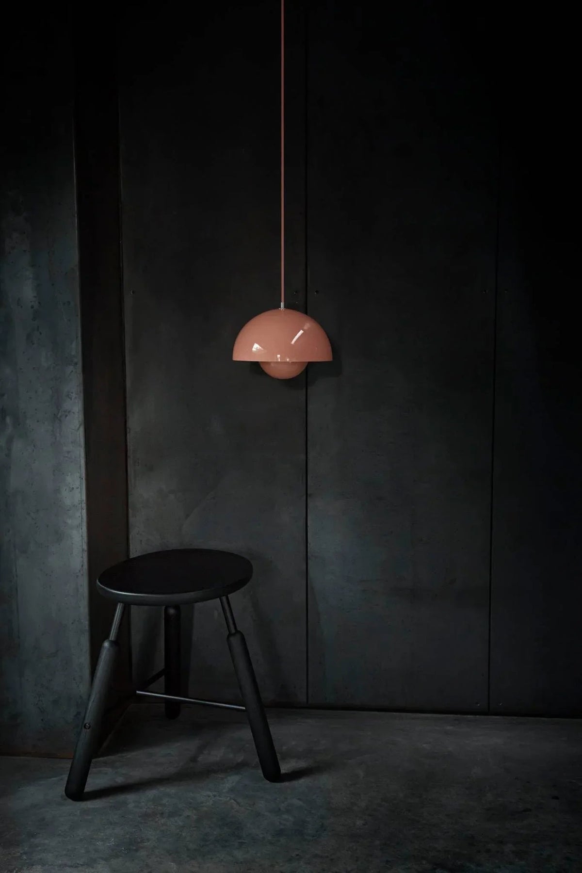 Metalen hanglamp met twee koepels