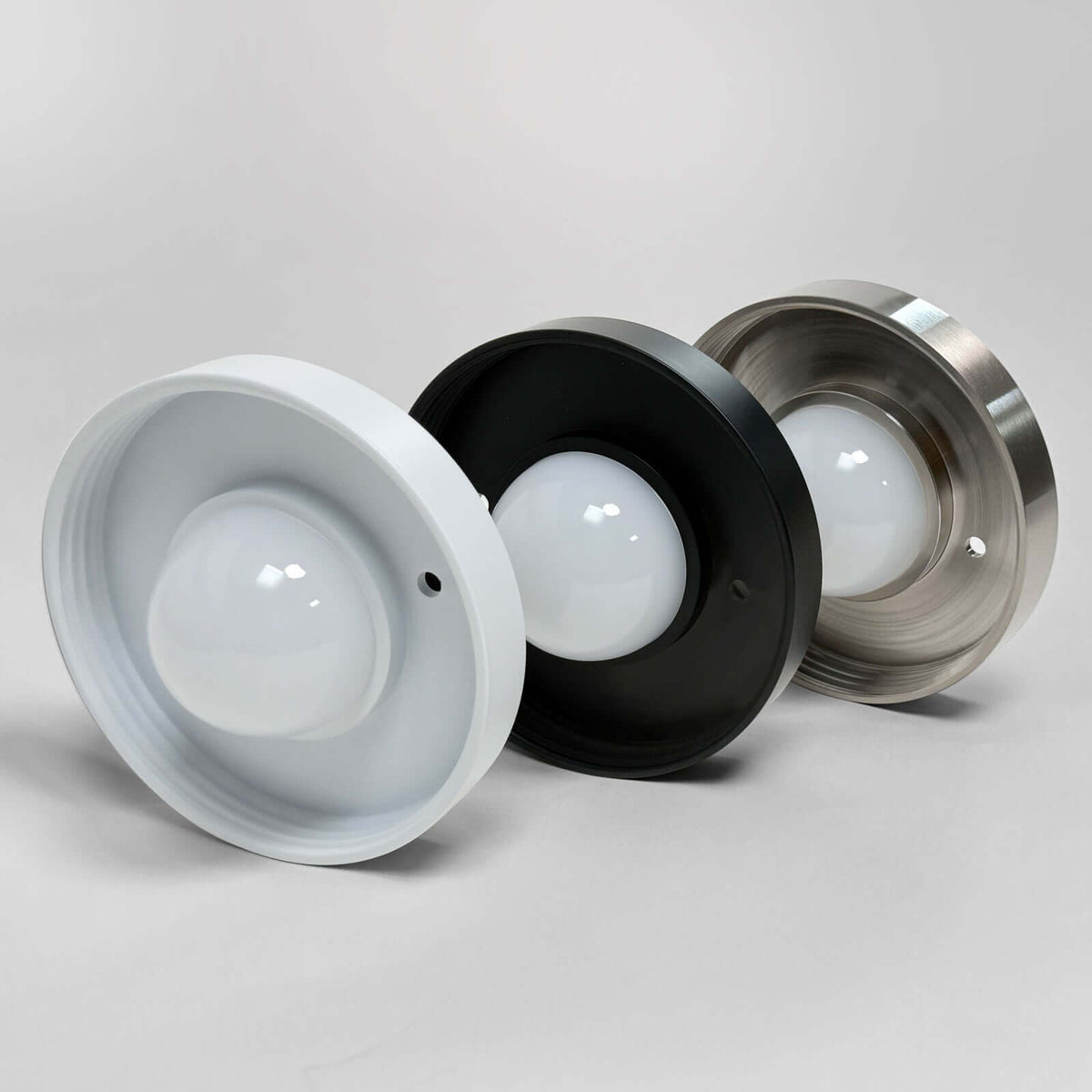 Ronde gekleurde wandlamp