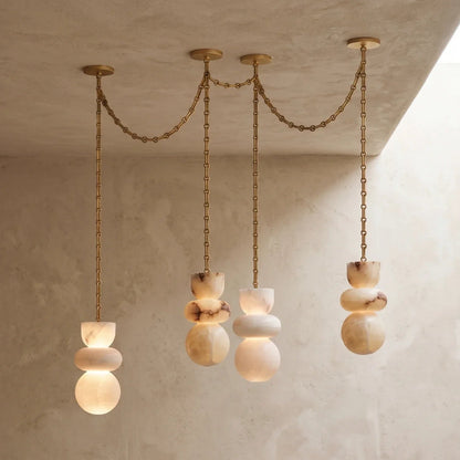 Kroonluchter met cascade van albaststeen