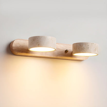 Travertijn wandlamp voor badkamermeubel met houtaccenten