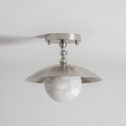 Messingkleurige half-inbouwplafondlamp met koepelshade