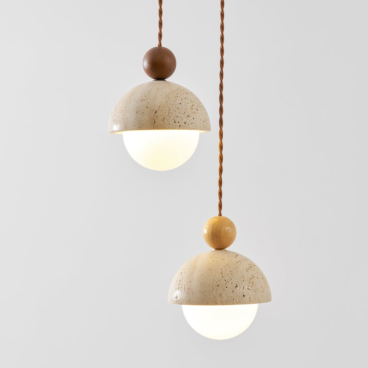Travertijnen koepelvormige houten hanglamp