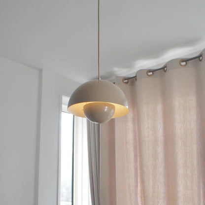 Metalen hanglamp met twee koepels