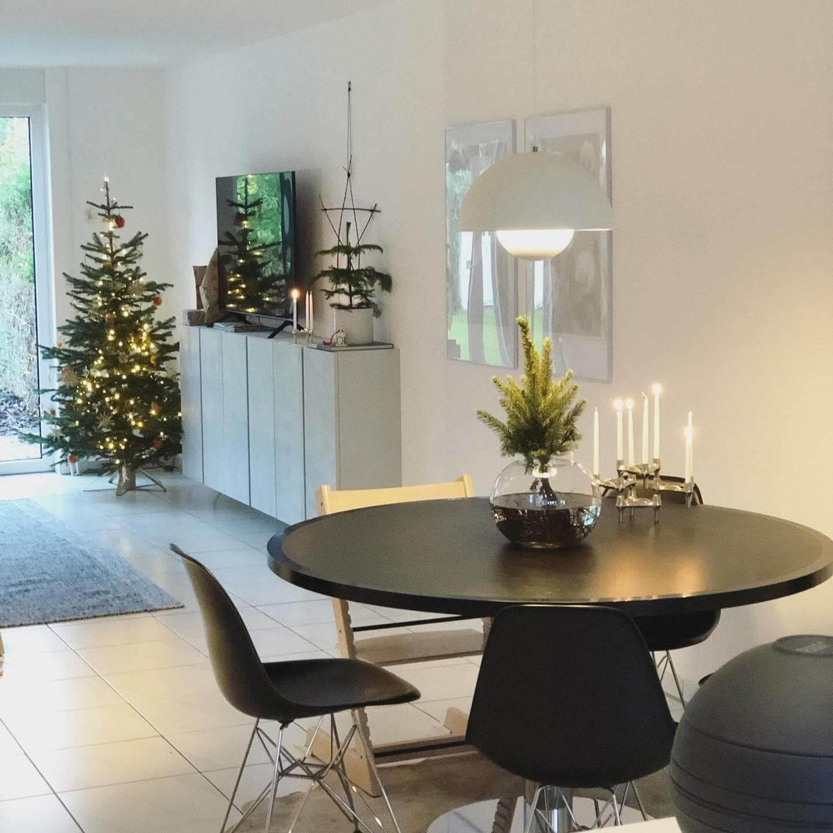 Metalen hanglamp met twee koepels