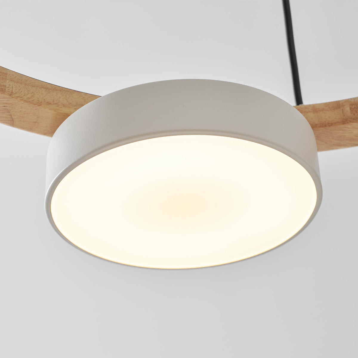 Ronde houten vogelhanglamp