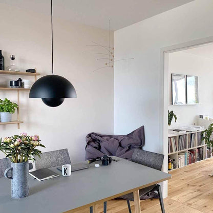 Metalen hanglamp met twee koepels