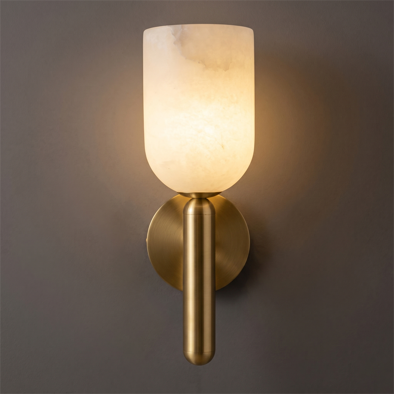 Sculpturale wandlamp van albast