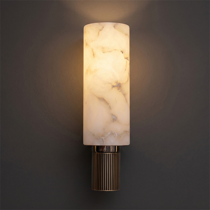 Sculpturale wandlamp van albast