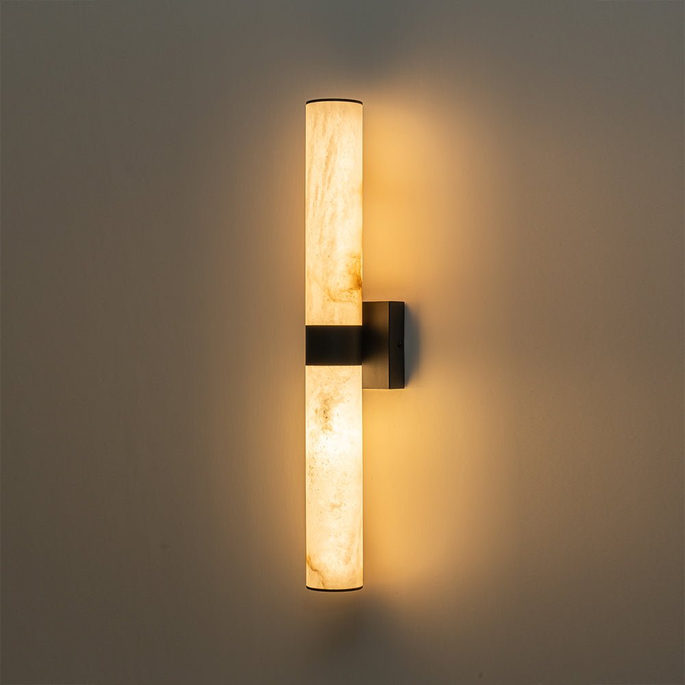 Moderne LED-wandlamp van albast