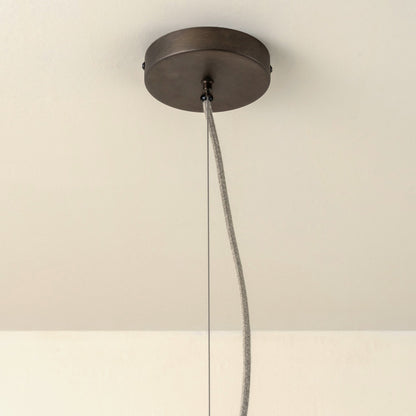 Grote lamp met geschulpte rand