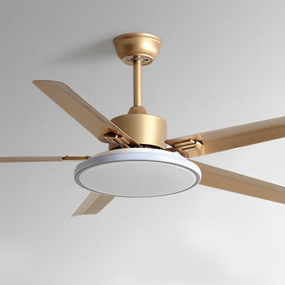 Moderne plafondventilator met 5 bladen en LED-verlichting