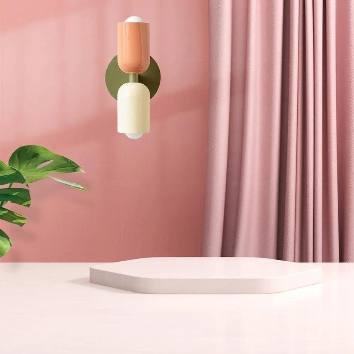 Wandlamp met Twee Koppen – Stijlvolle dubbelkoppige lamp voor in huis