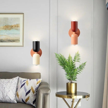Wandlamp met Twee Koppen – Stijlvolle dubbelkoppige lamp voor in huis