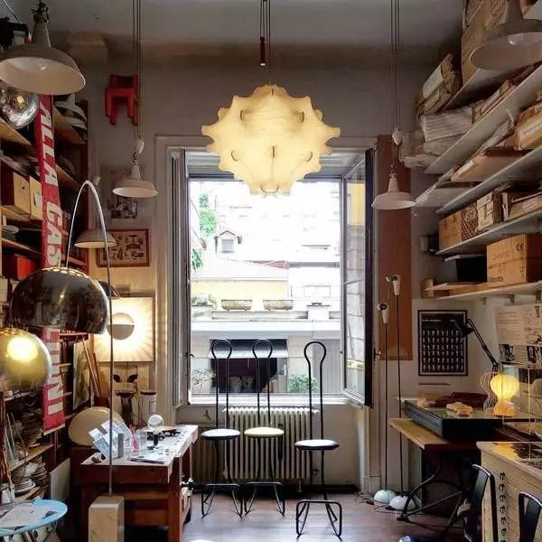 Beeldhouwwerk cocon hanglamp