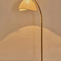 Vintage Bambus-Stehlampe – Retro-Design mit warmem Licht-Aster Selection